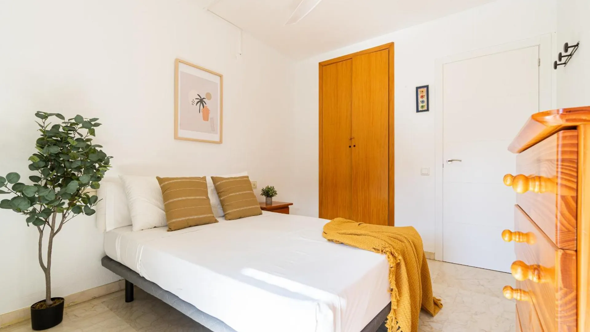 Mediterranean Way - Aquamarina 103 La Pineda Apartment